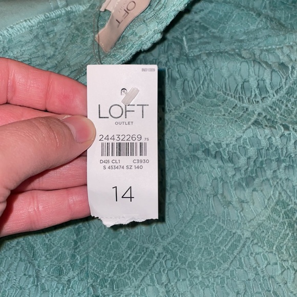 New LOFT Turquoise Lace Shorts - Picture 5 of 5